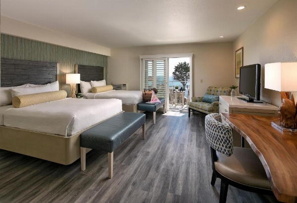 Inn at the Cove image 11